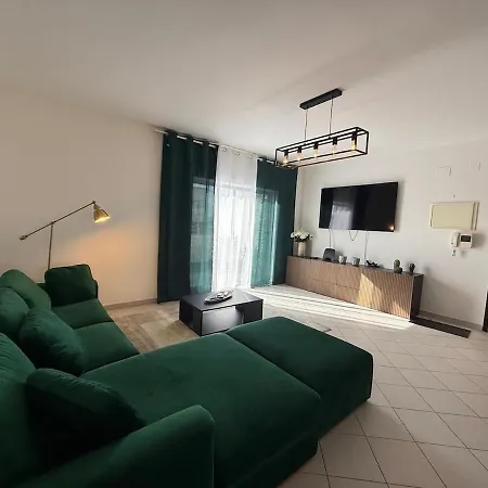 John Shelter Apartment