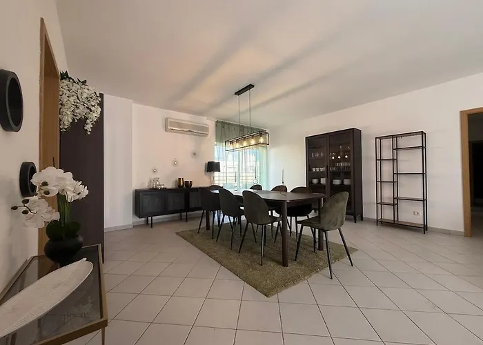 Apartment John Shelter *